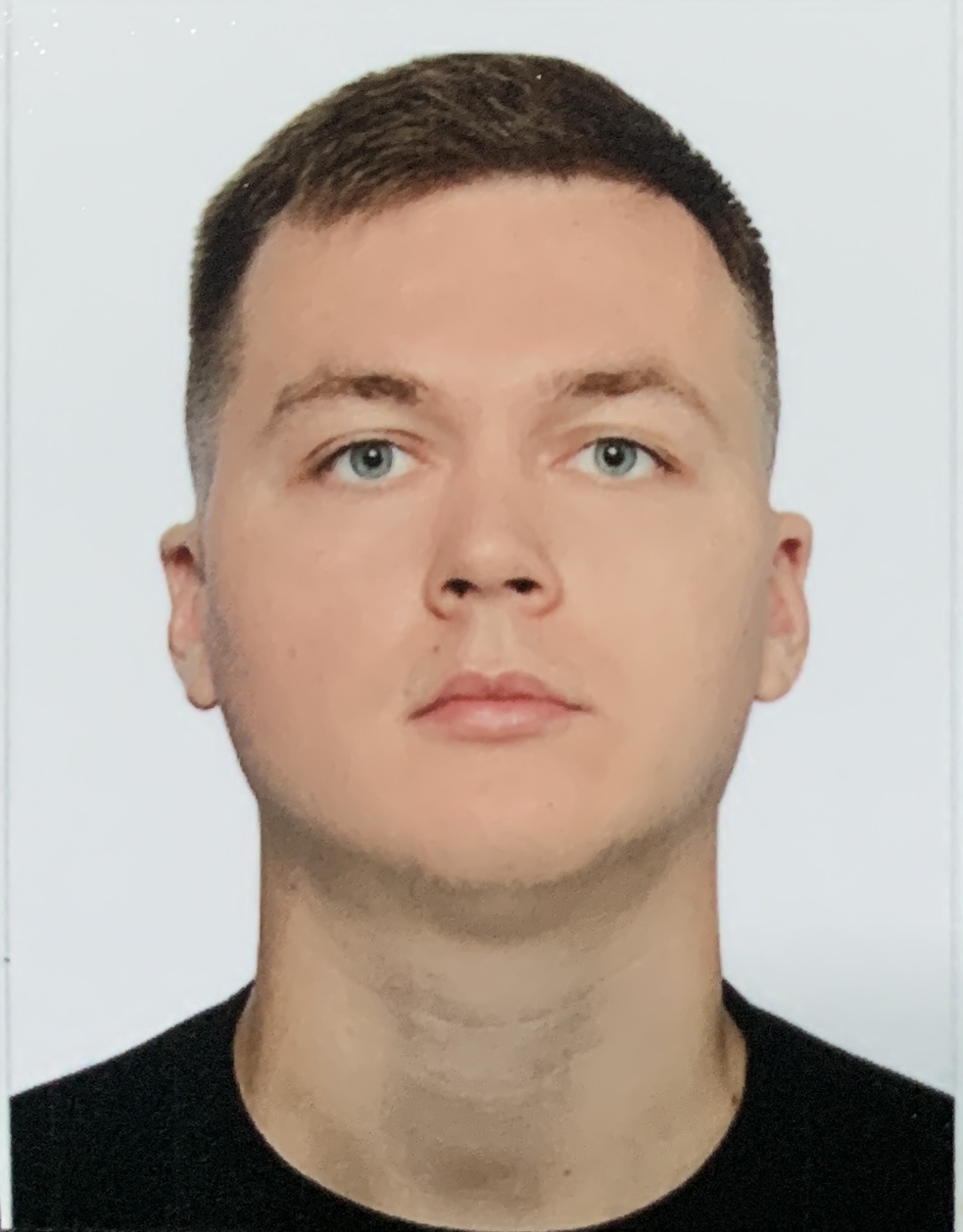 Леончик Артем Юрьевич